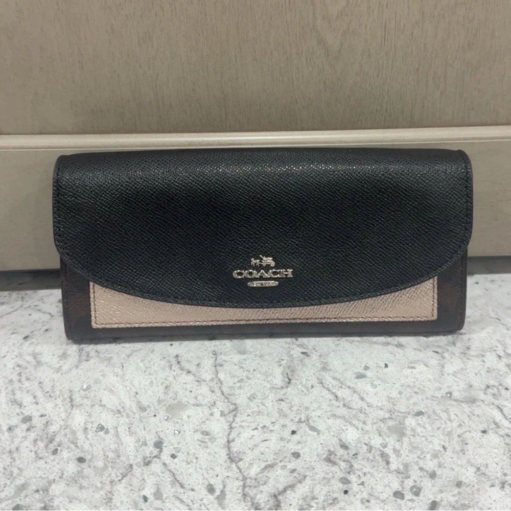 Coach Black and Gold Textured Envelope Wallet AUTHENTIC